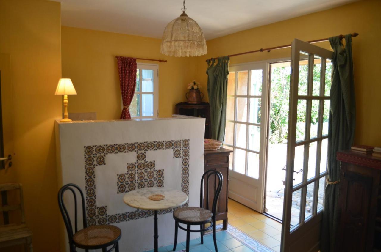 Le Mas Perreal Saint-Saturnin-d'Apt Rom bilde